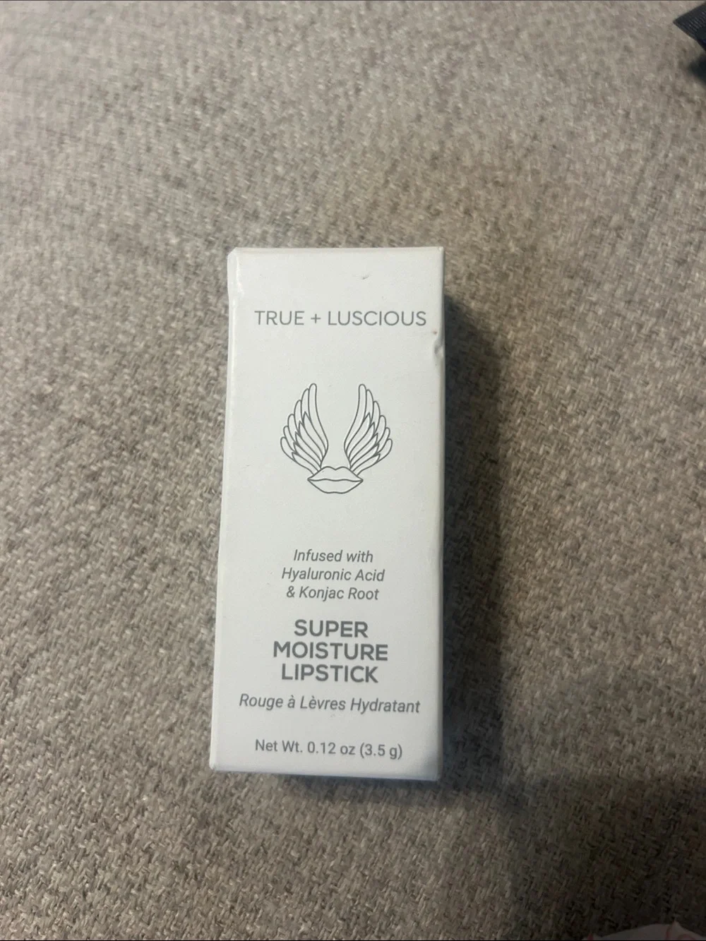 True + Luscious Super Moisture Lipstick Satin Hydrating Lip Breathless Pink